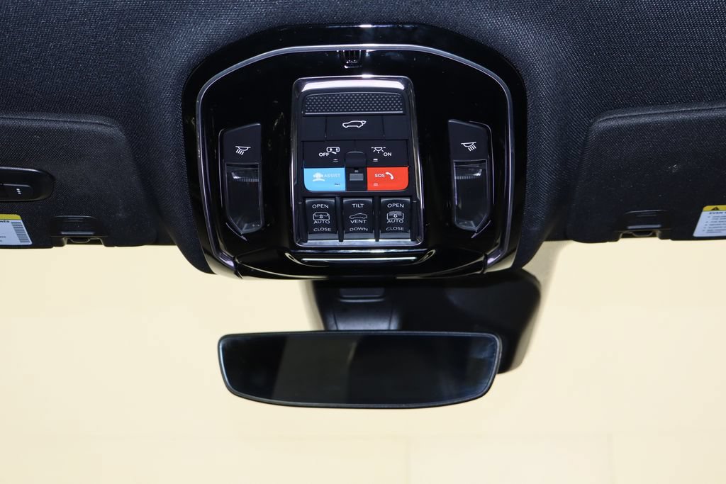 Used 2023 Jeep Grand Cherokee L Overland AWD/4WD image 29