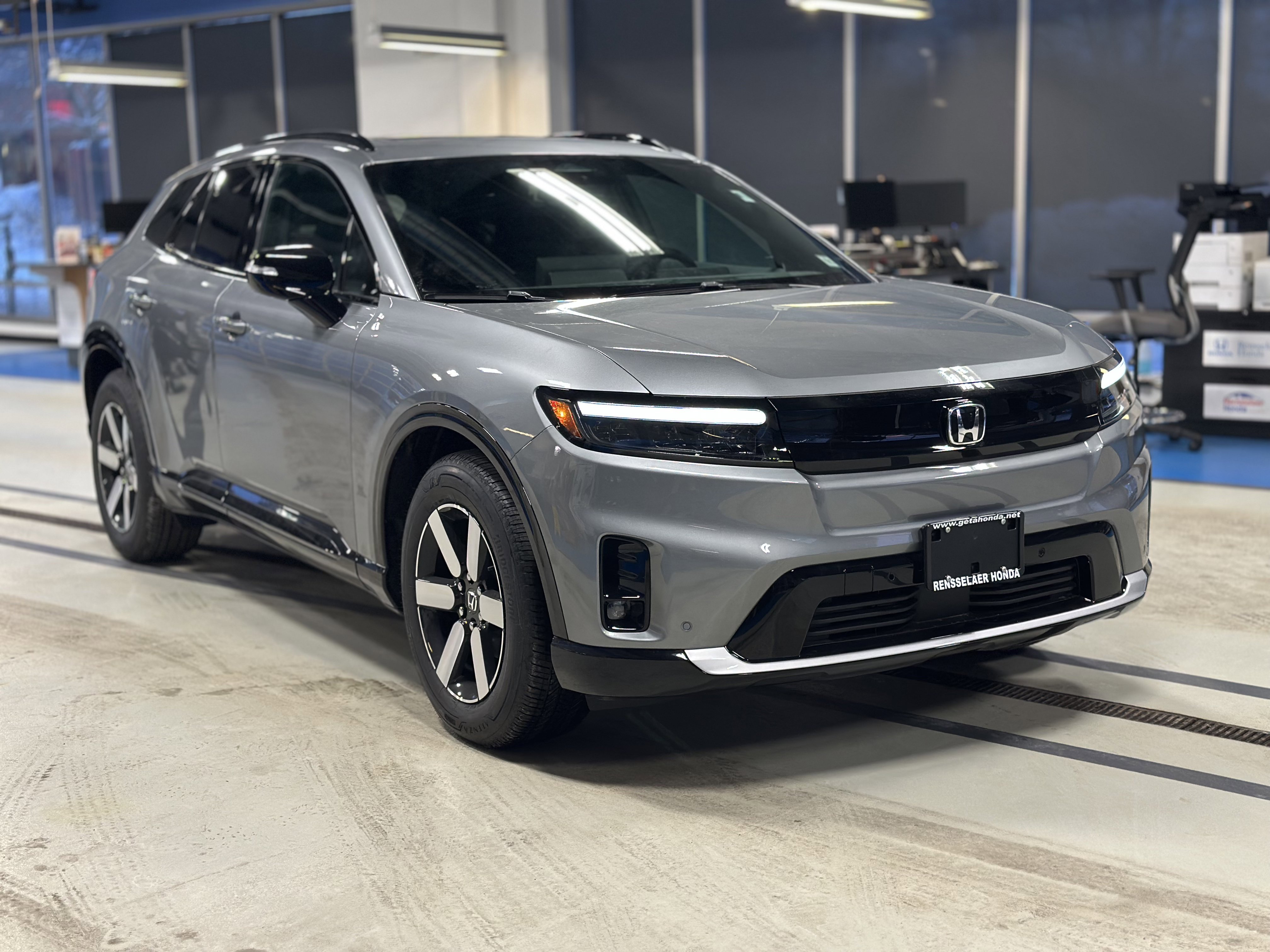 New 2026 Honda Prologue Touring image 3