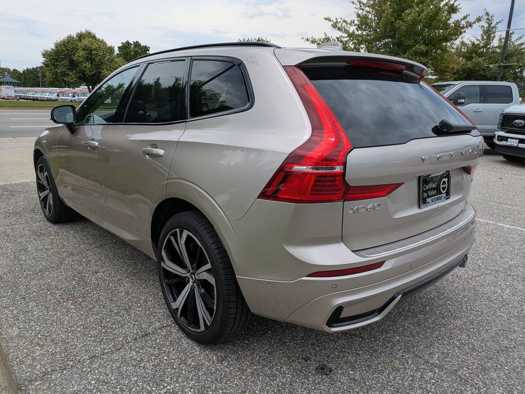 Certified 2023 Volvo XC60 B6 Ultimate w/ Protection Package Premier AWD/4WD image 6