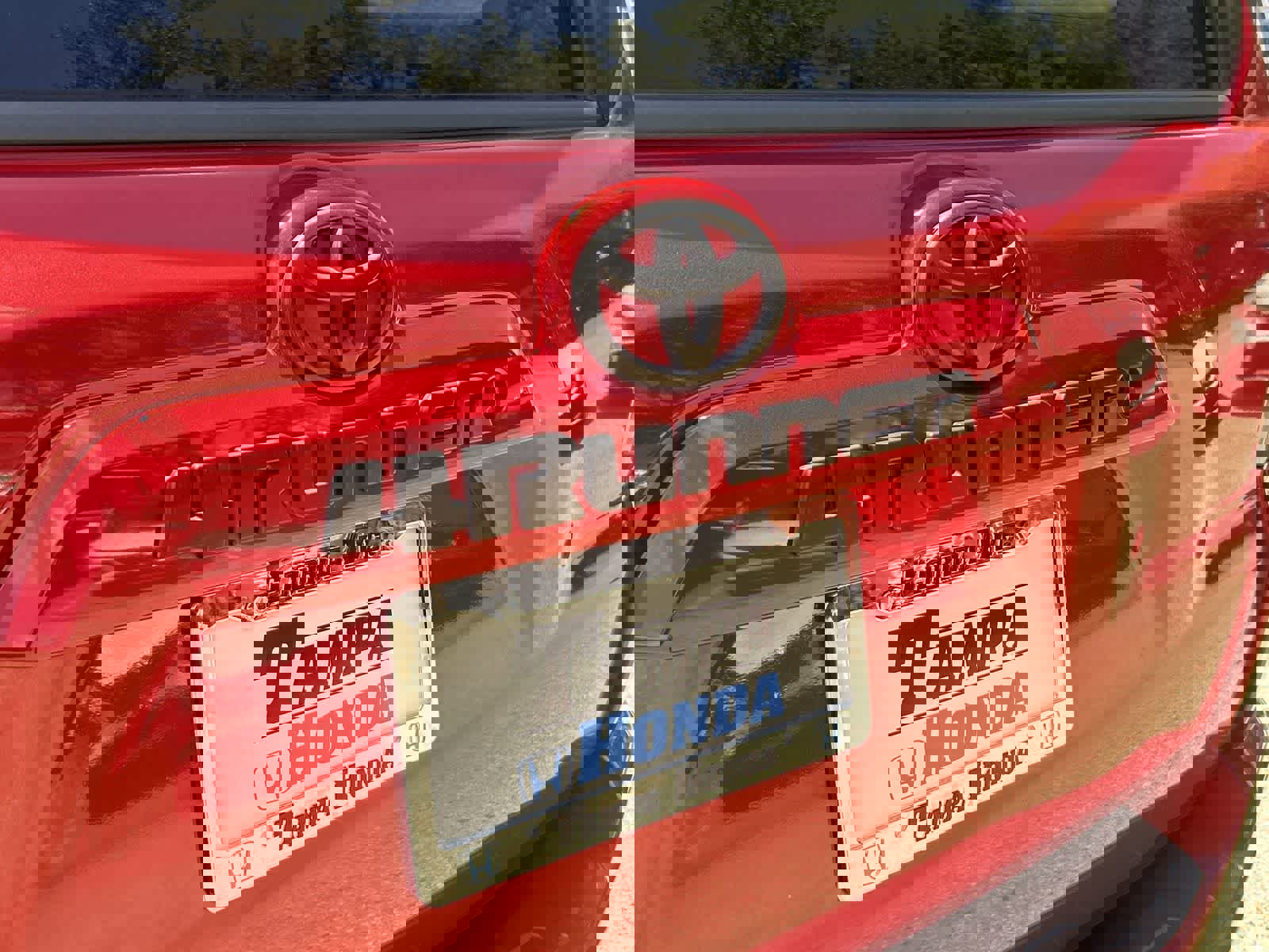 Used 2015 Toyota 4Runner SR5 AWD/4WD image 8