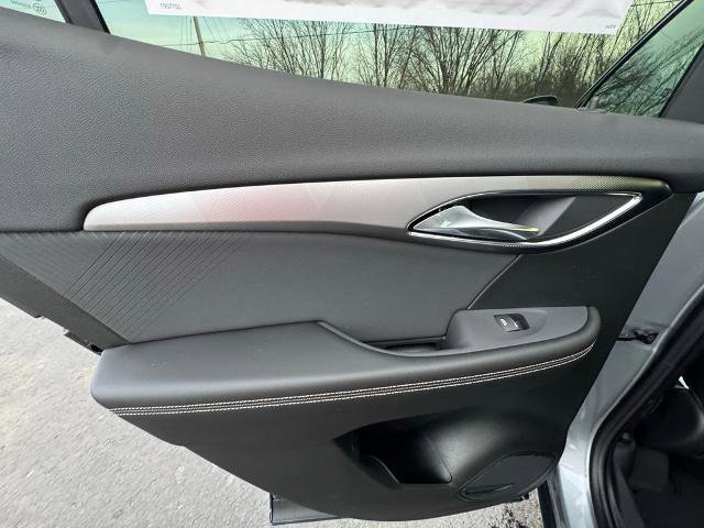 New 2025 Buick Envision Sport Touring image 33