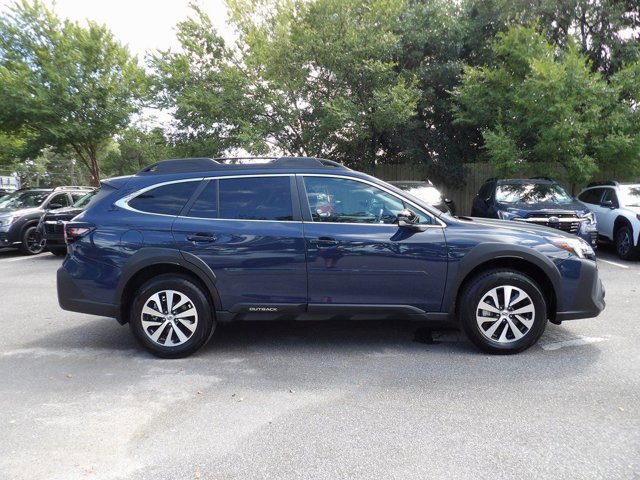 Certified 2025 Subaru Outback Premium w/ Popular Package #1A image 4