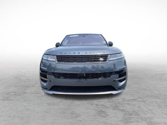 Used 2023 Land Rover Range Rover Sport SE Dynamic AWD/4WD image 2