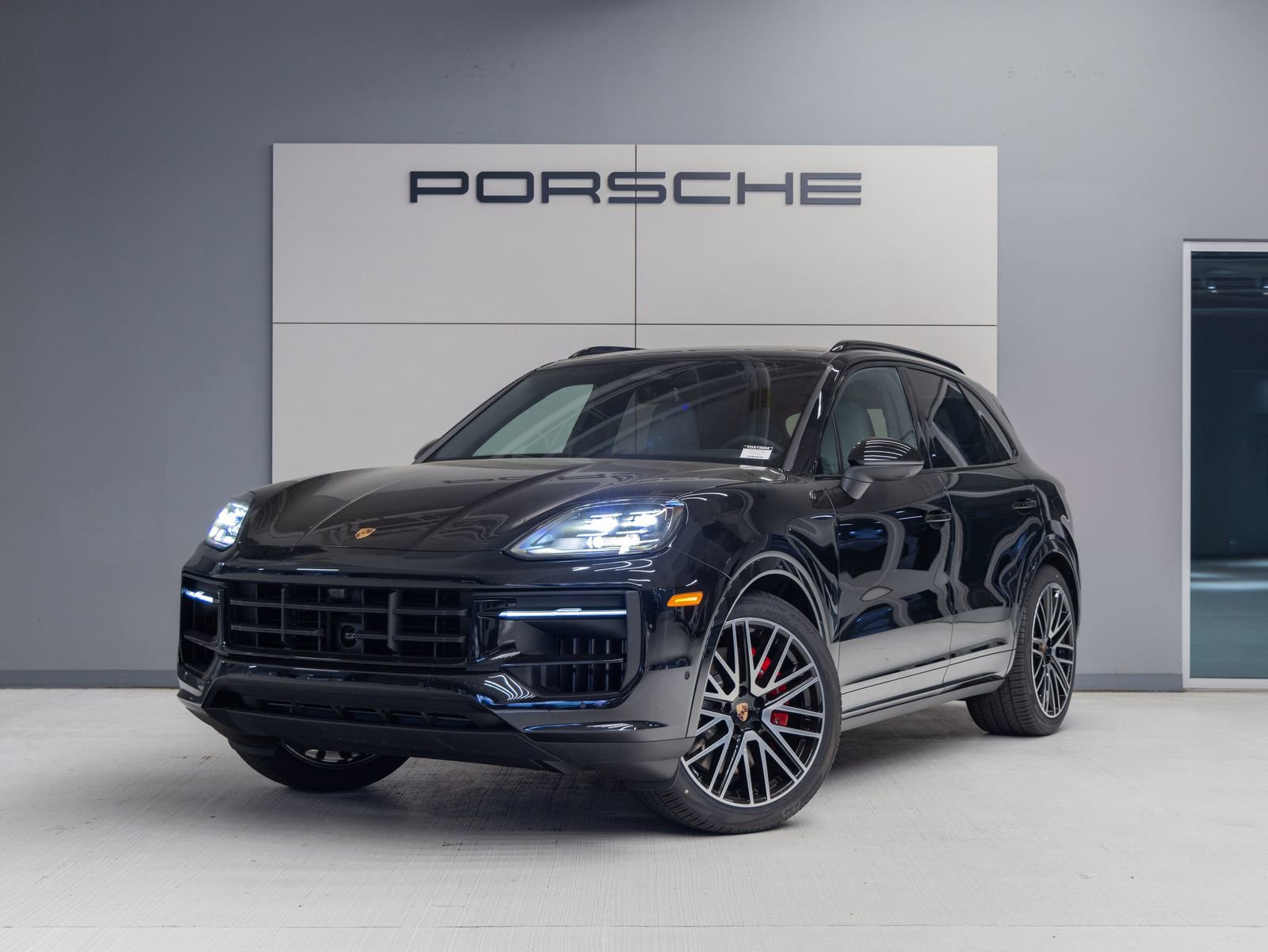 New 2026 Porsche Cayenne S image 1