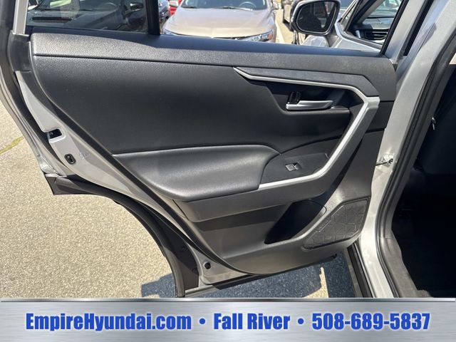 Used 2023 Toyota RAV4 XLE FWD image 16