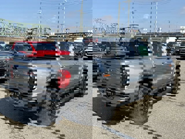 New 2026 GMC Canyon Elevation w/ Convenience Package image 5