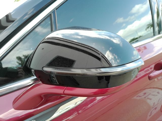 Used 2025 Lincoln Corsair FWD w/ Equipment Group 101A image 17