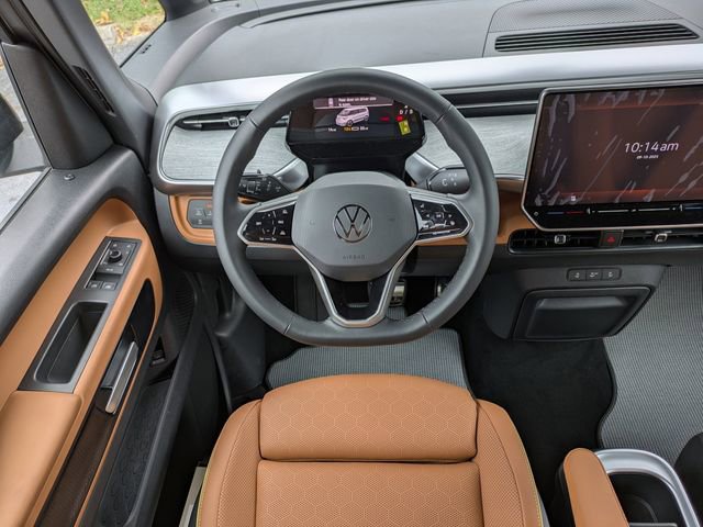 New 2025 Volkswagen ID. Buzz Pro S image 22