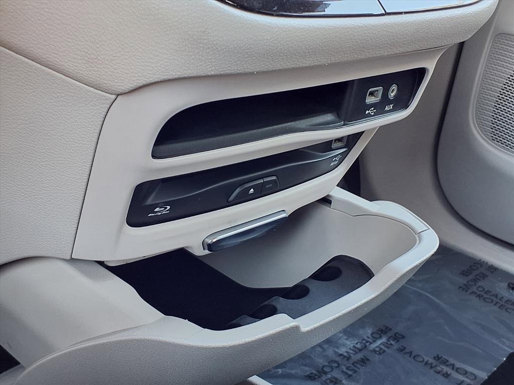 Used 2020 Chrysler Pacifica Touring-L Plus image 15