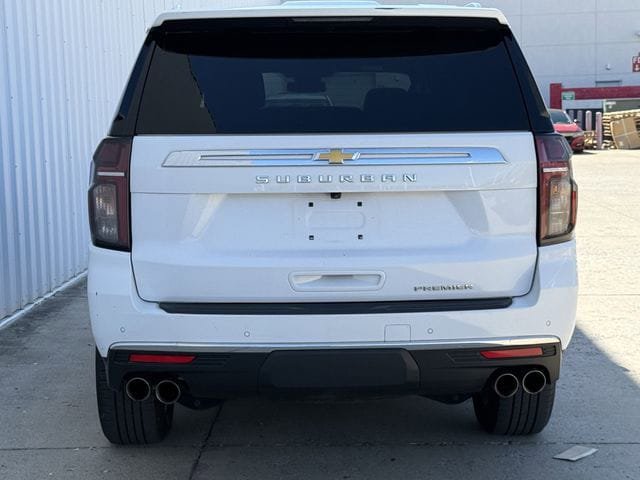 Used 2023 Chevrolet Suburban Premier AWD/4WD image 5