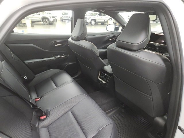 New 2026 Toyota Crown Platinum image 11