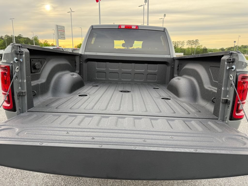 New 2026 RAM 2500 Big Horn AWD/4WD image 23