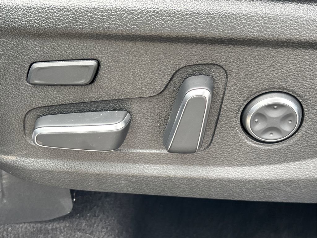 Used 2023 Hyundai Santa Fe Calligraphy image 45