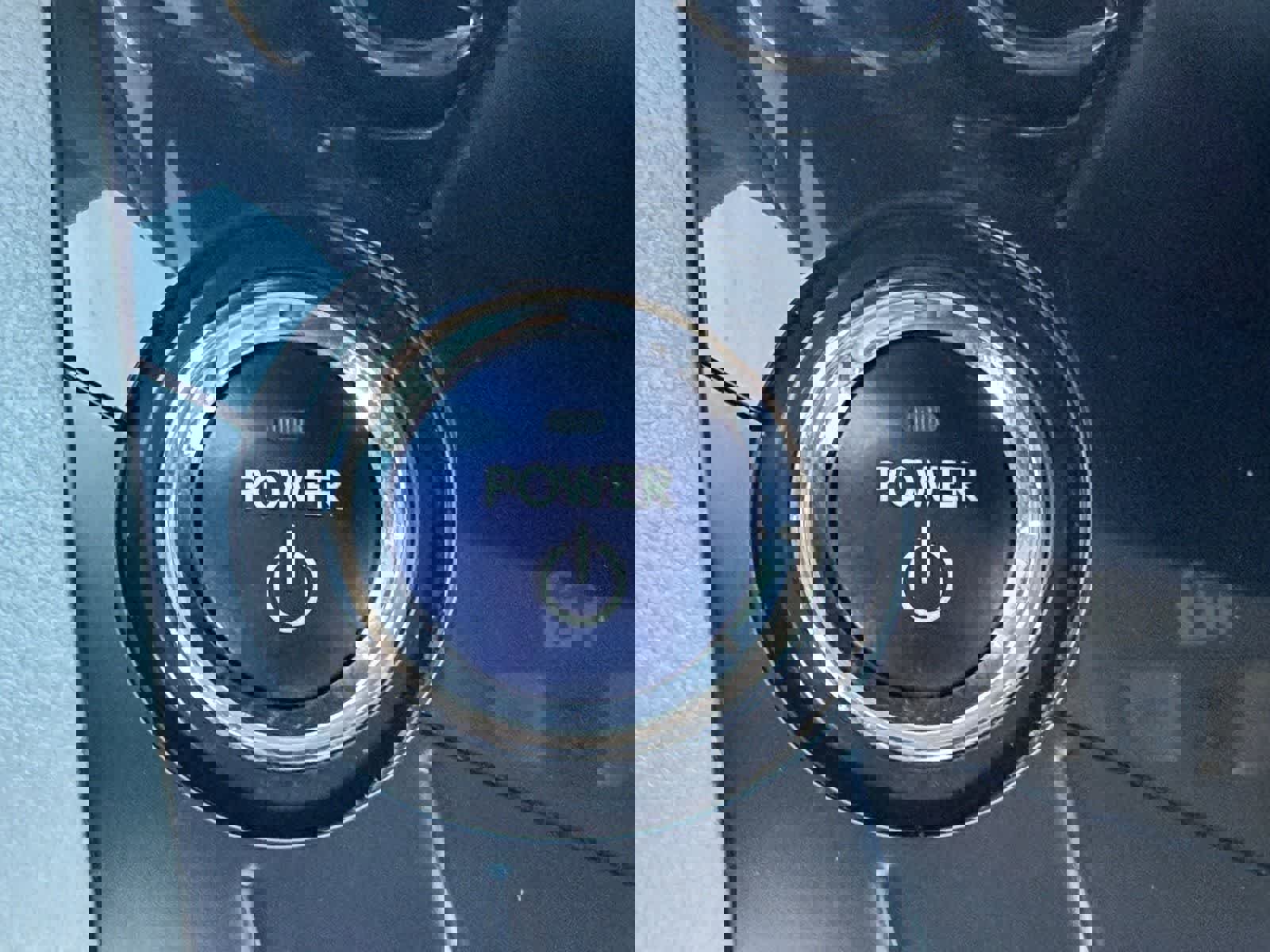 Used 2014 Toyota RAV4 EV FWD image 24