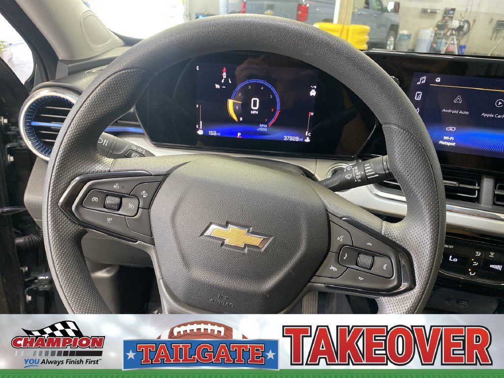 Certified 2025 Chevrolet Trax LT FWD image 15