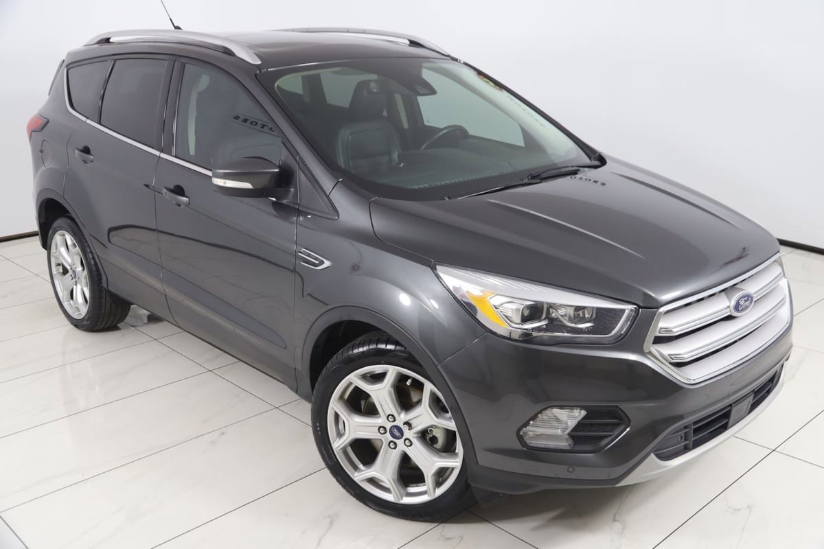 Used 2019 Ford Escape Titanium FWD image 17