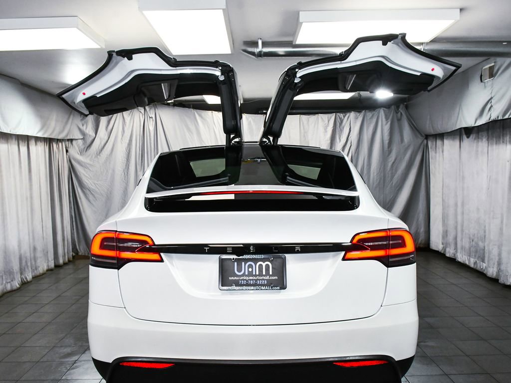 Used 2023 Tesla Model X AWD/4WD image 16