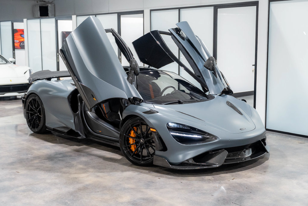Used 2021 McLaren 765LT RWD image 5