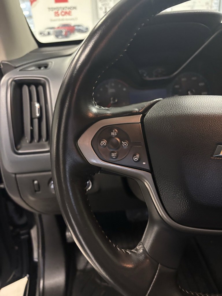 Certified 2022 Chevrolet Colorado Z71 w/ Z71 Midnight Edition image 11