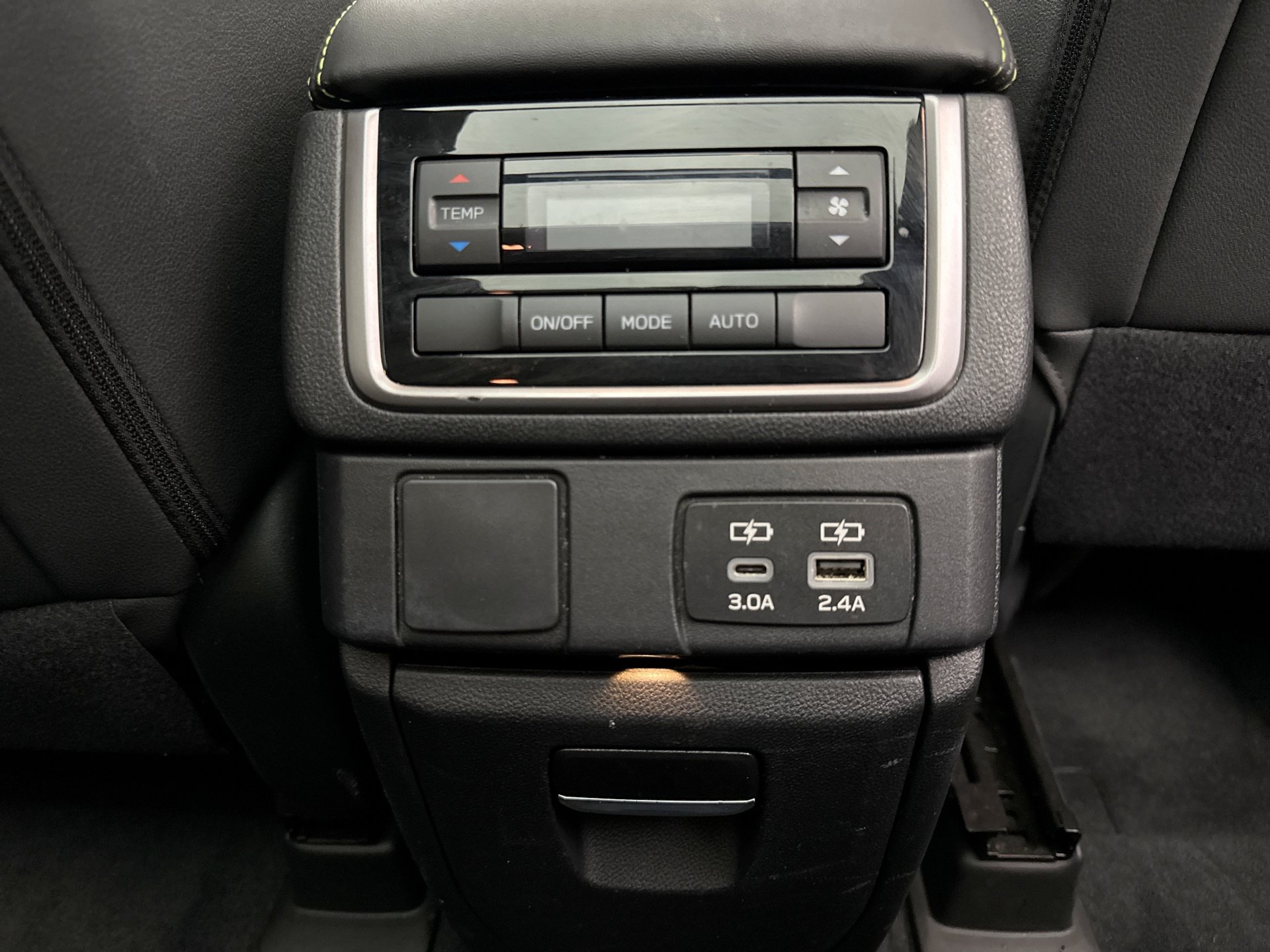 Used 2023 Subaru Ascent Onyx Edition AWD/4WD image 19