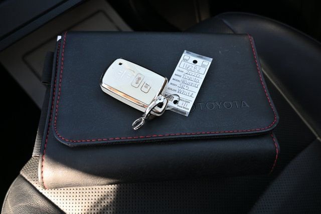 Used 2020 Toyota 4Runner Limited image 49