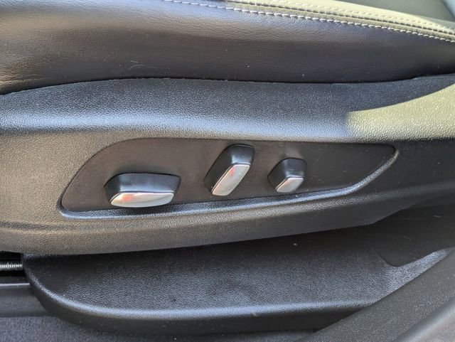 Used 2025 Cadillac XT5 Premium Luxury w/ Technology Package image 27