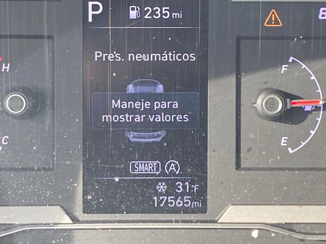 Used 2023 Hyundai Tucson SEL image 12