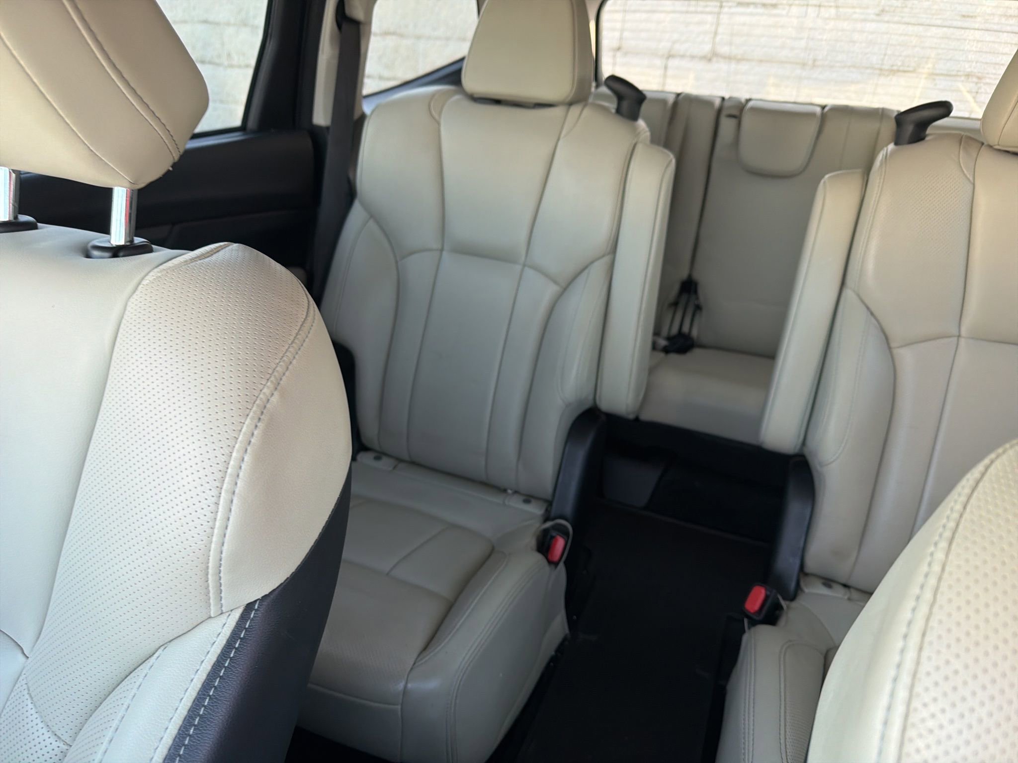 Used 2021 Subaru Ascent Limited w/ Technology Package image 13