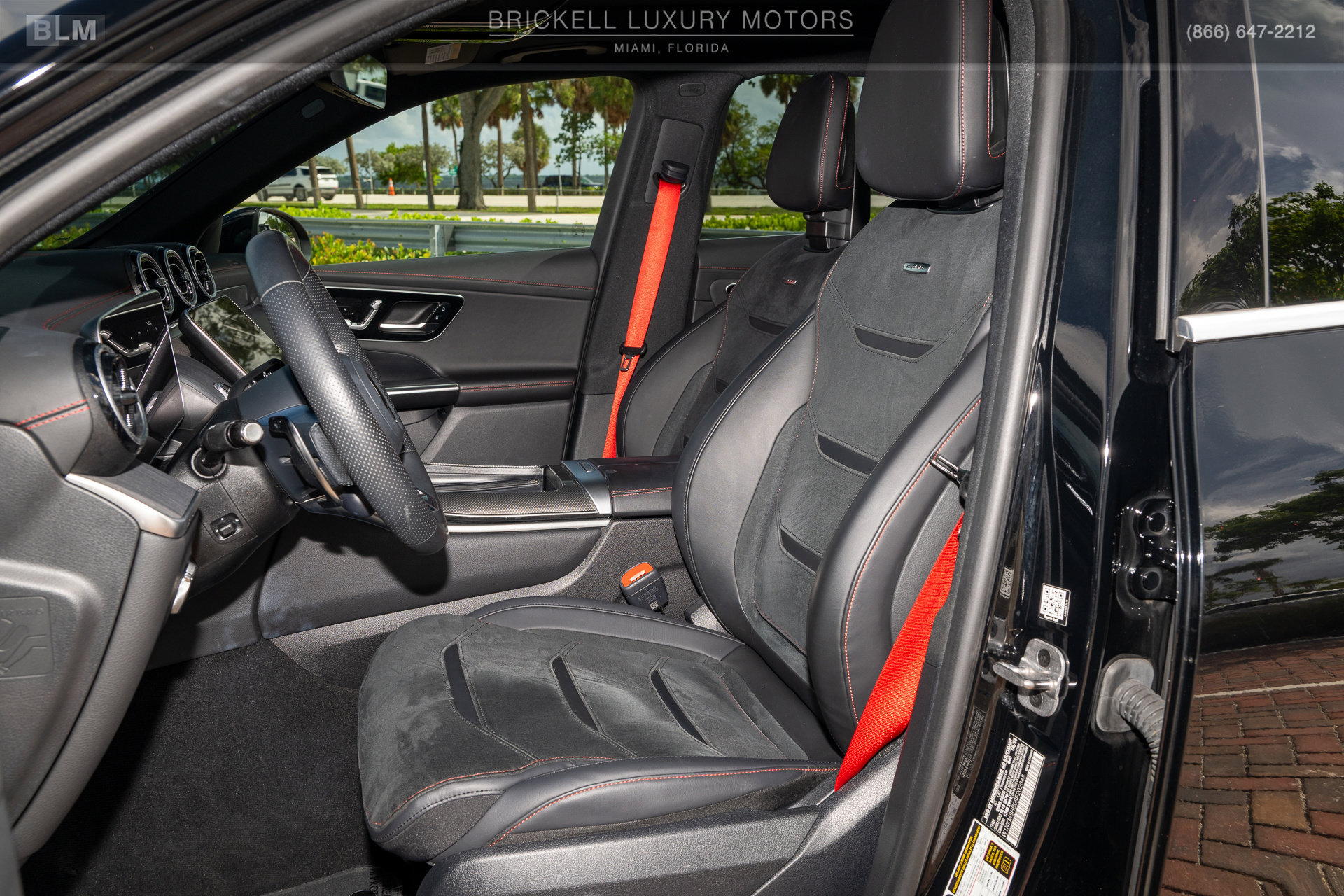 Used 2024 Mercedes-Benz GLC 43 AMG 4MATIC image 7