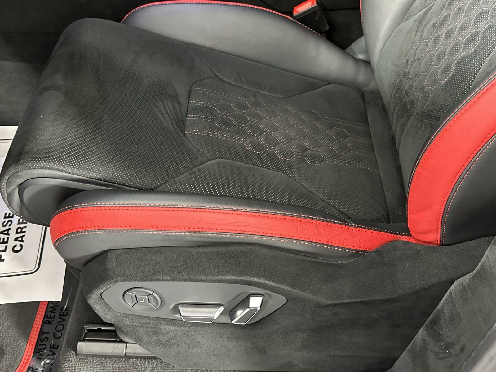 Used 2023 Lamborghini Urus Performante AWD/4WD image 12