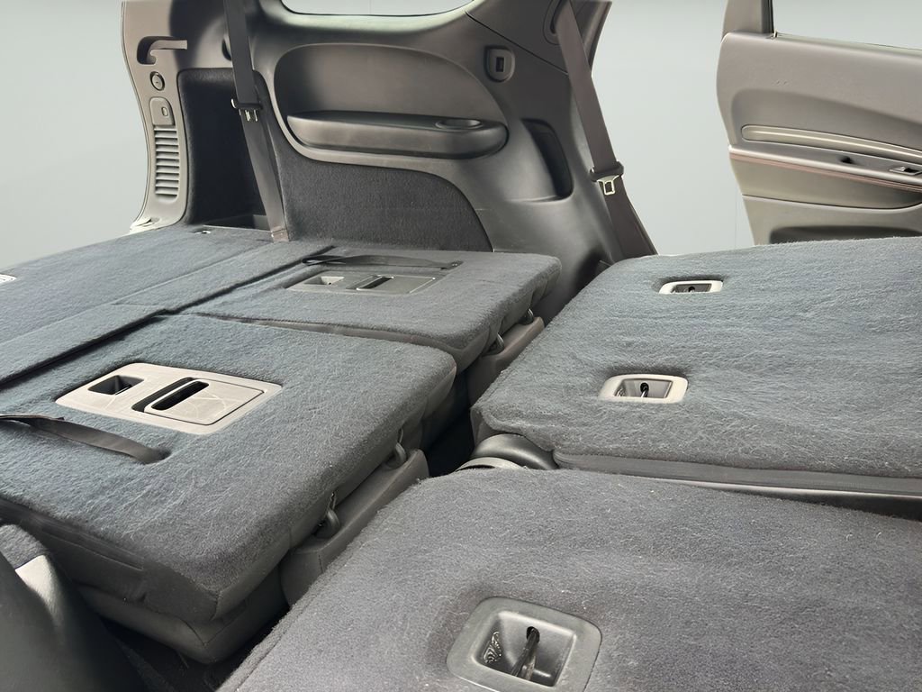 Used 2023 Dodge Durango GT image 36