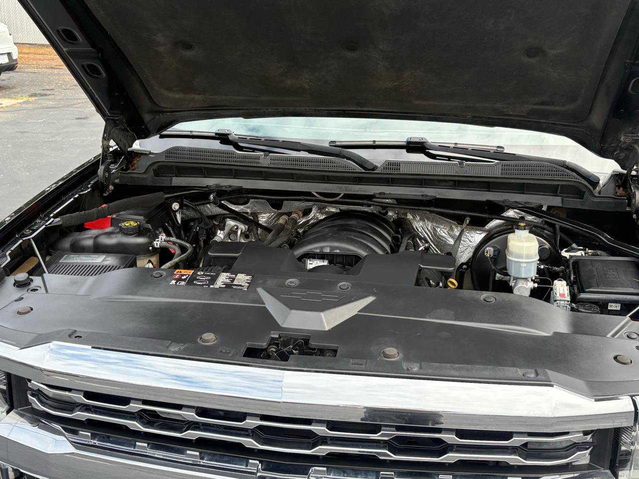 Used 2016 Chevrolet Silverado 1500 LTZ w/ LTZ Plus Package AWD/4WD image 35