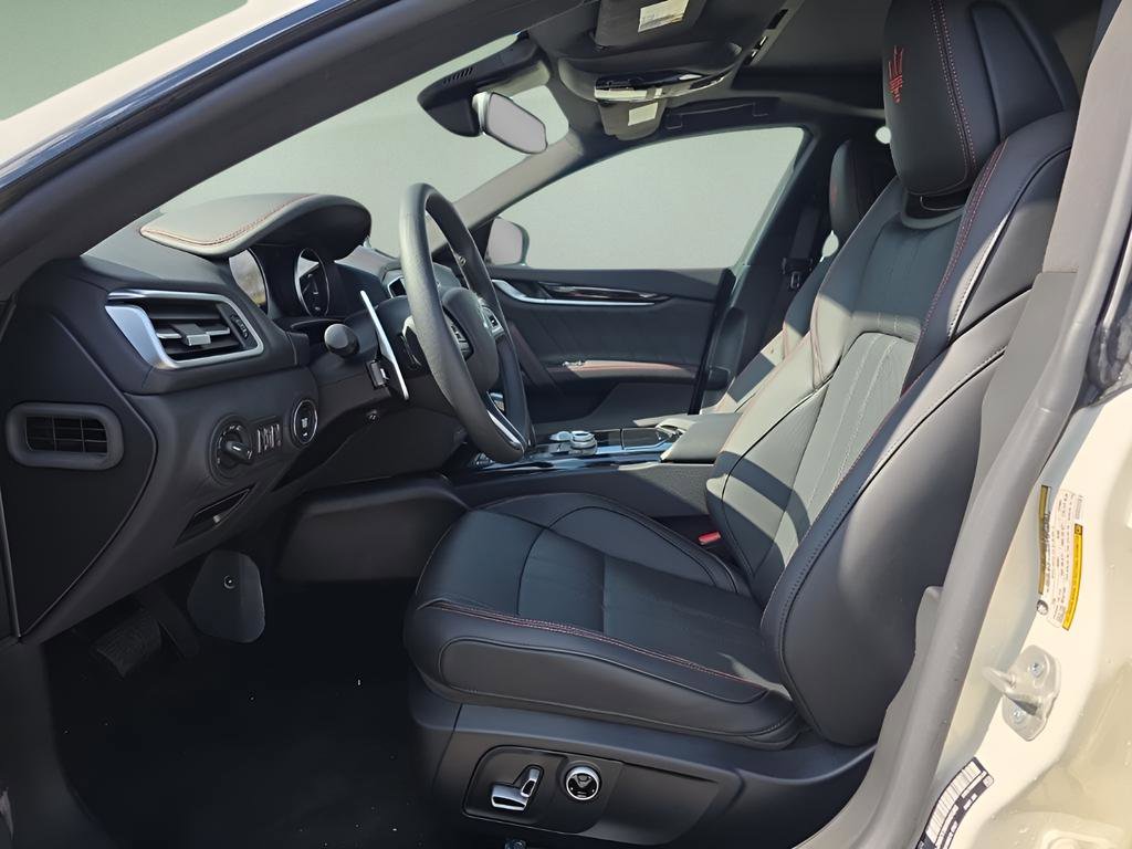 New 2024 Maserati Ghibli Modena Ultima Q4 image 18