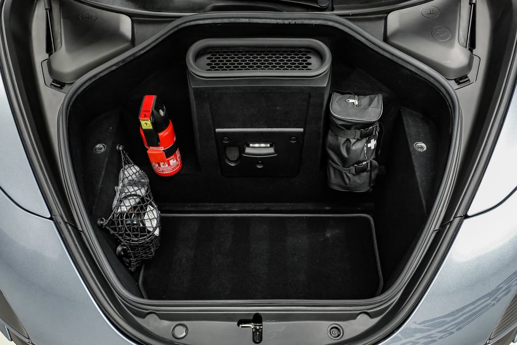 Used 2018 McLaren 720S Performance RWD image 39