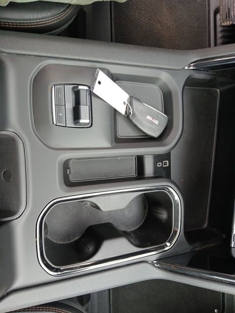 Used 2024 GMC Sierra 2500 AT4 w/ AT4 Premium Plus Package image 47