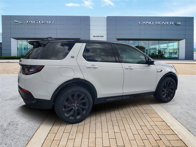Certified 2024 Land Rover Discovery Sport Dynamic SE image 5