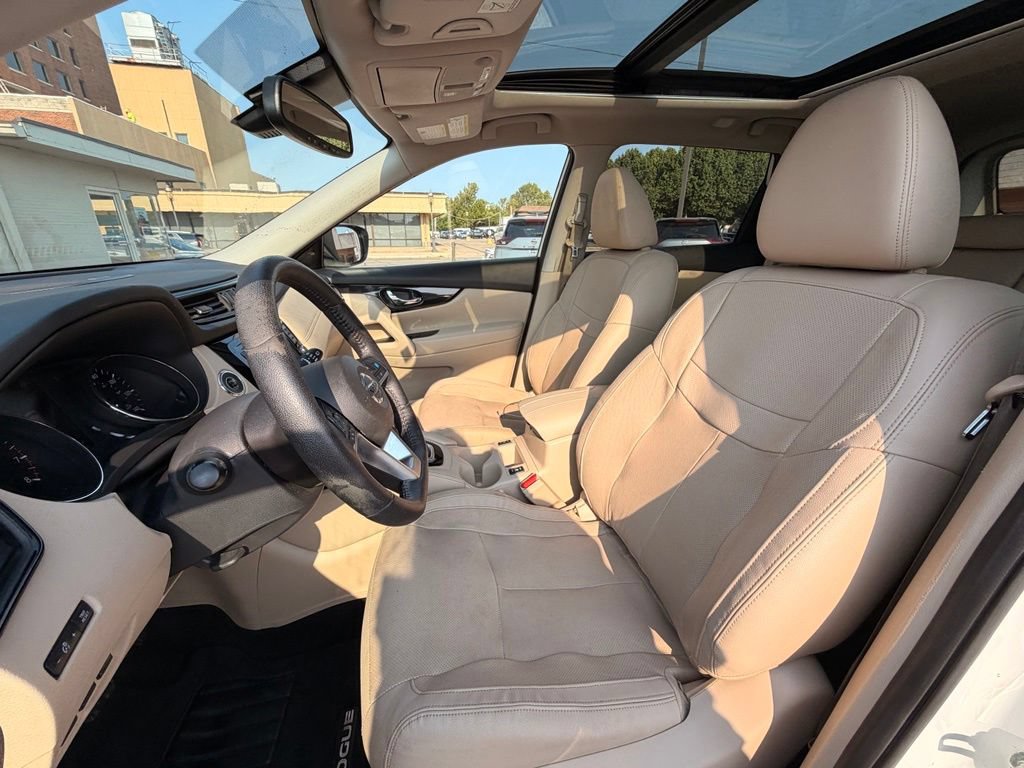 Used 2020 Nissan Rogue SL w/ Premium Package FWD image 11