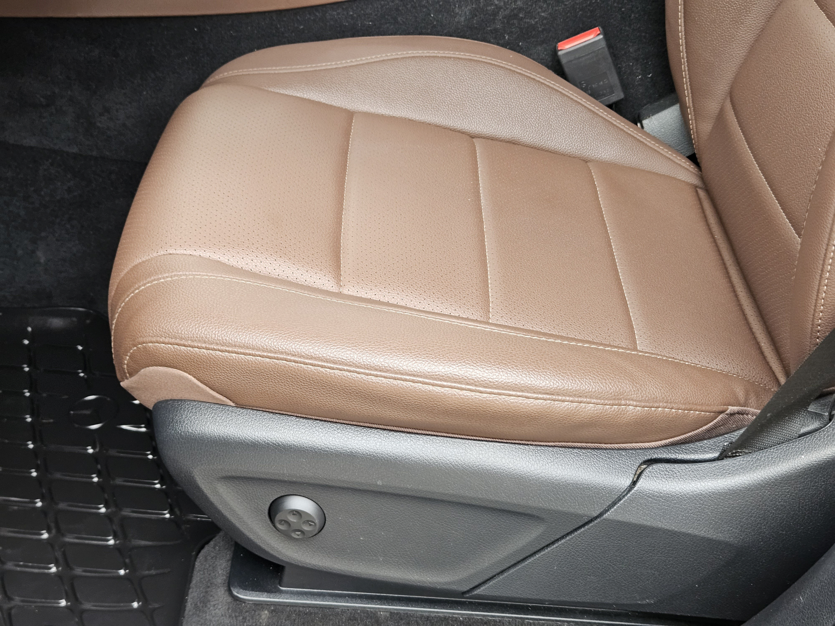 Certified 2024 Mercedes-Benz GLS 450 4MATIC image 16