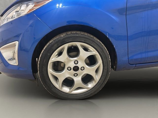 Used 2011 Ford Fiesta SES image 25