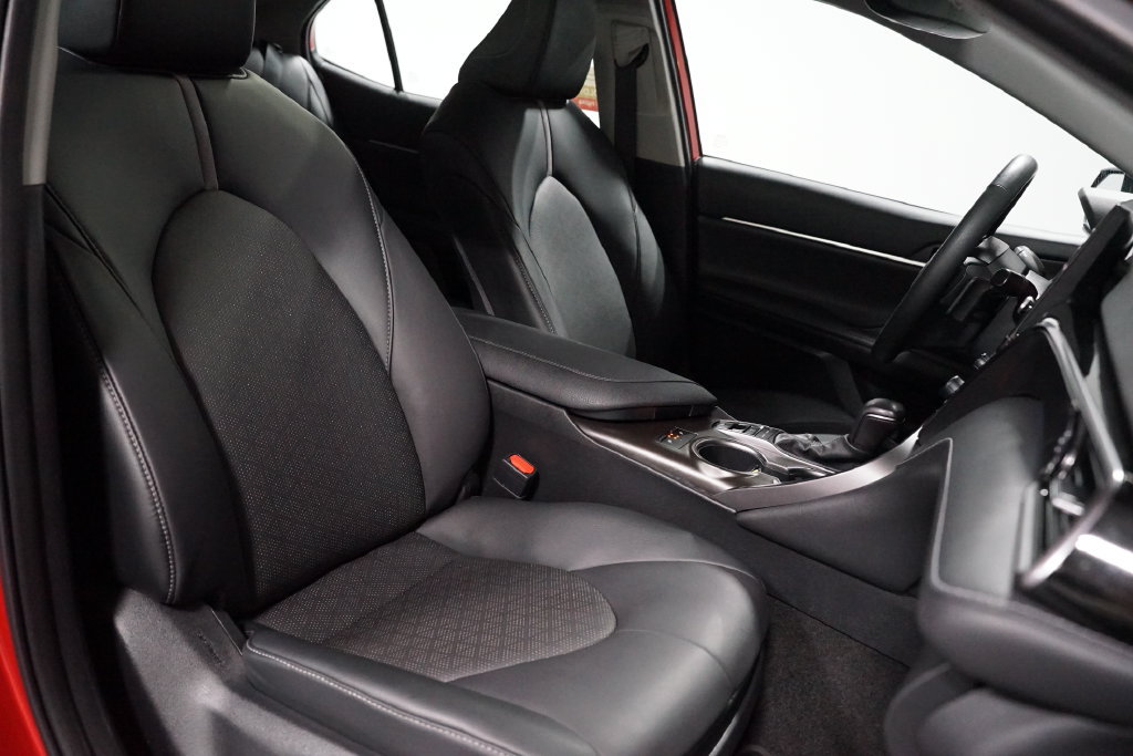 Certified 2023 Toyota Camry XSE FWD image 28