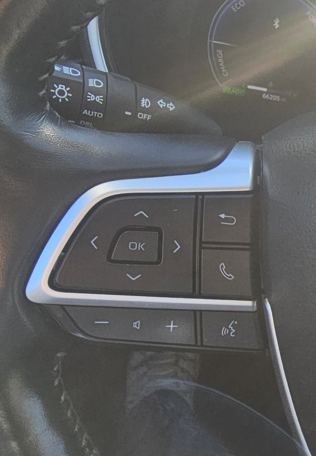 Used 2023 Toyota Highlander Limited image 13