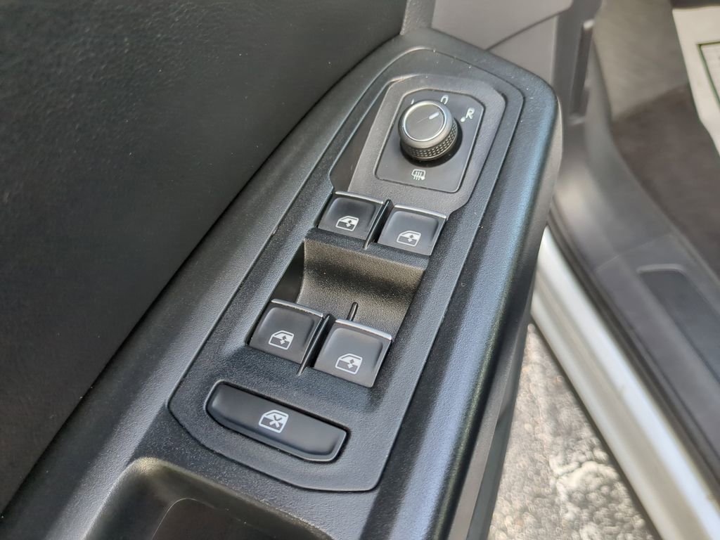 Used 2019 Volkswagen Atlas SE w/ Towing Package image 20