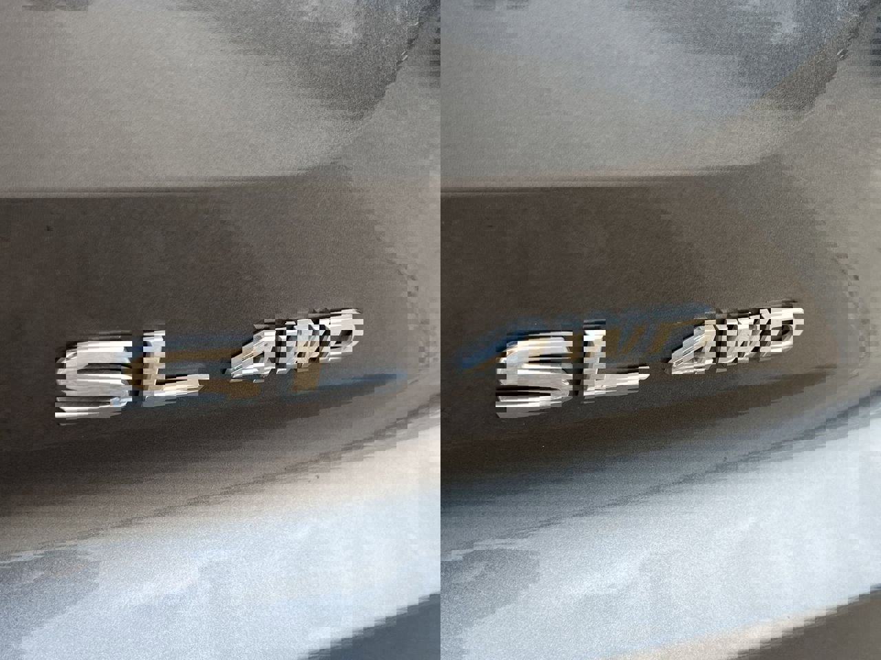 Certified 2025 Nissan Pathfinder SL image 6