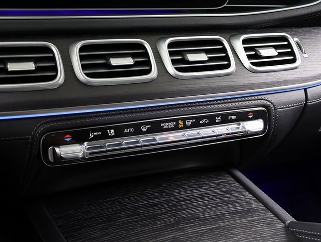 Certified 2025 Mercedes-Benz GLE 53 AMG 4MATIC image 27