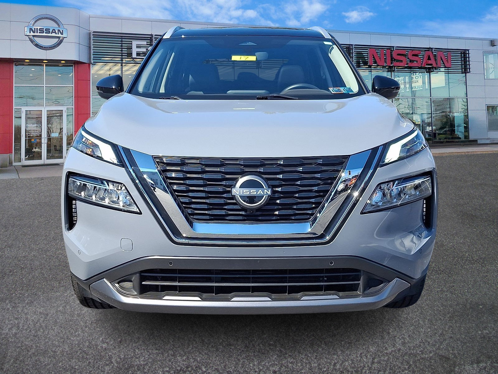 Certified 2023 Nissan Rogue SL w/ SL Premium Package AWD/4WD image 2