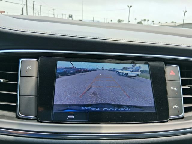 Used 2024 Buick Enclave Essence w/ Sport Touring Edition FWD image 7