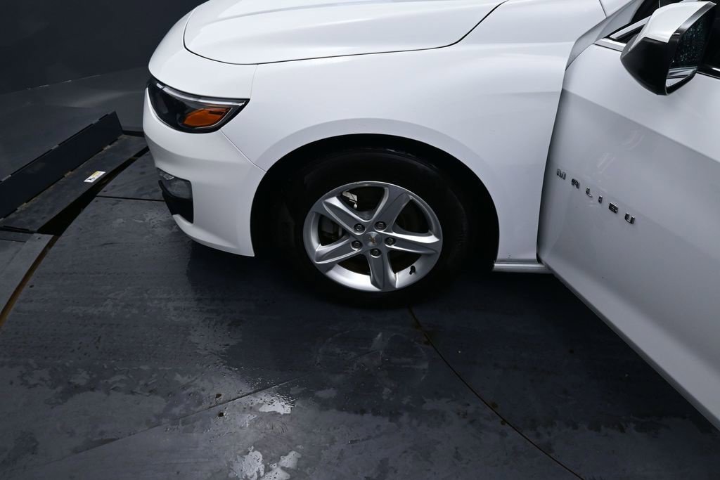 Used 2024 Chevrolet Malibu LT FWD image 14