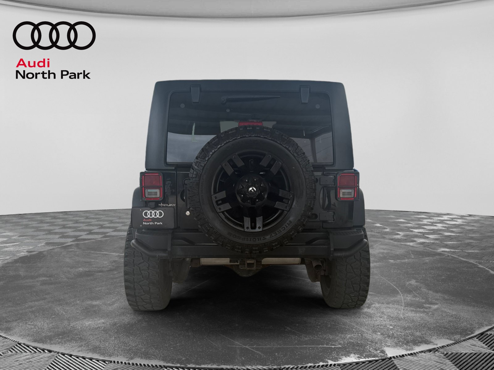 Used 2012 Jeep Wrangler Unlimited Rubicon AWD/4WD image 4