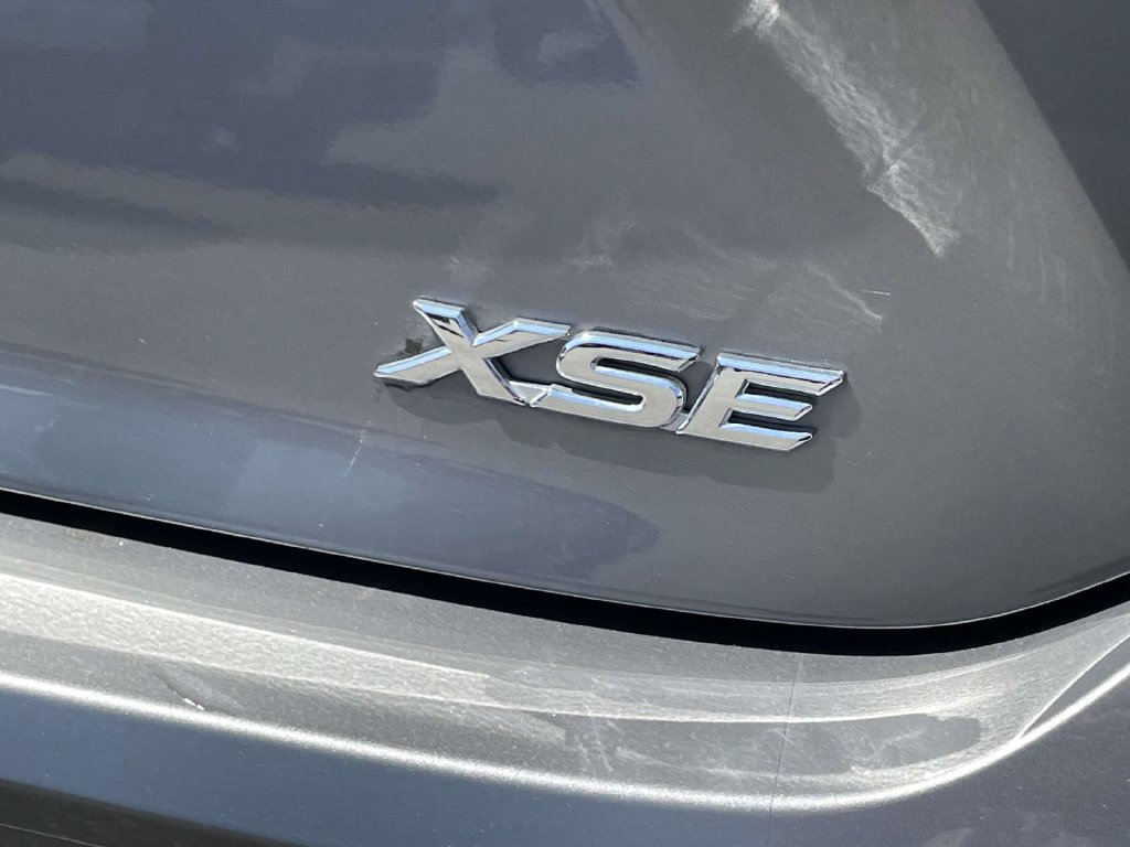 Used 2026 Toyota Camry XSE w/ Premium Plus Package FWD image 8