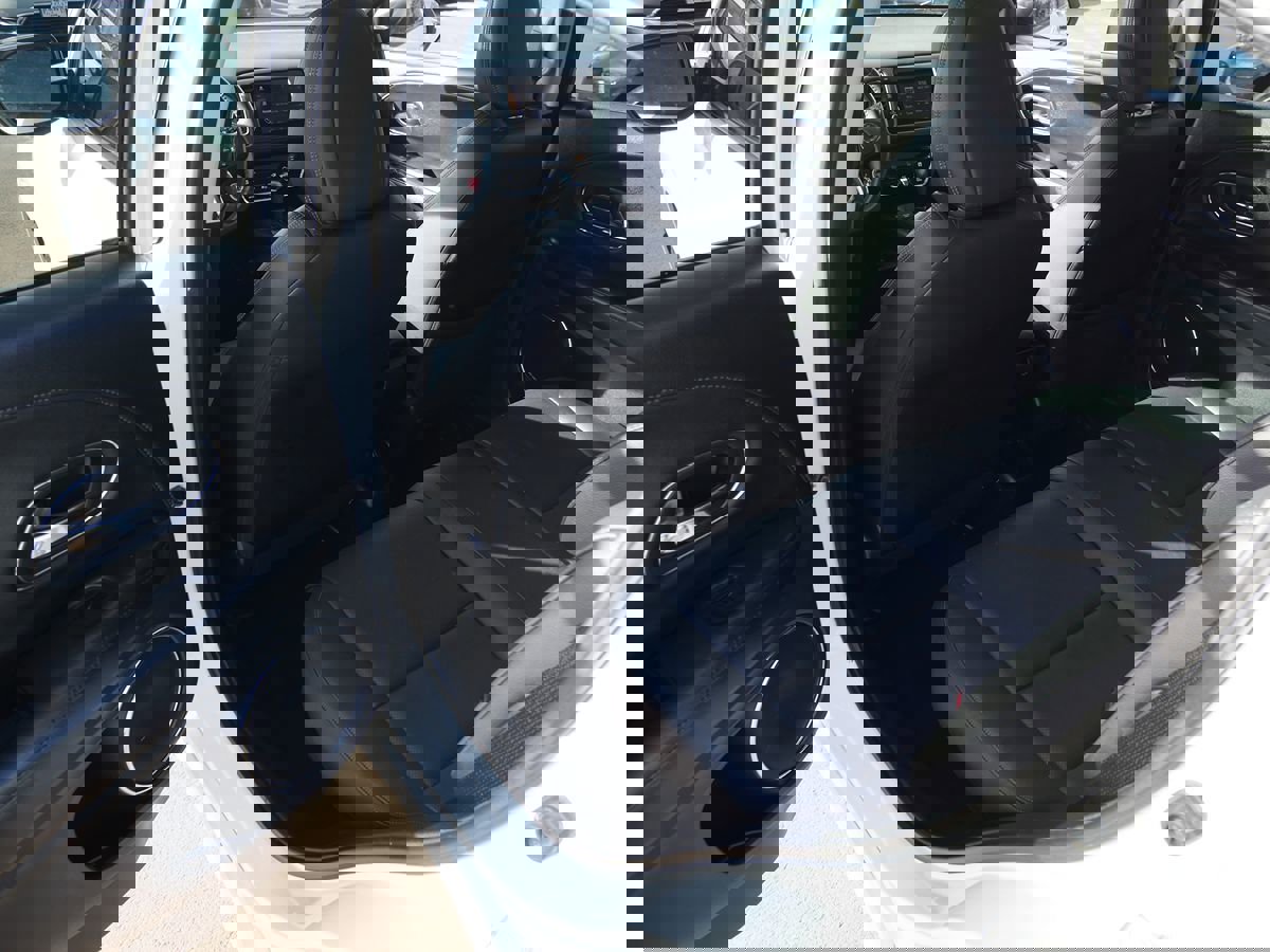 Used 2019 Honda HR-V Touring image 20